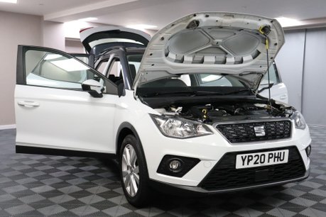 SEAT Arona TSI SE TECHNOLOGY 15