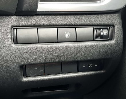Nissan X-Trail 1.5 X-Trail N-Connecta E-Power A 5dr 61
