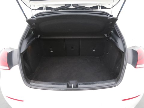 Mercedes-Benz A Class 1.5 A180d Sport (Executive) 7G-DCT Euro 6 (s/s) 5dr 25