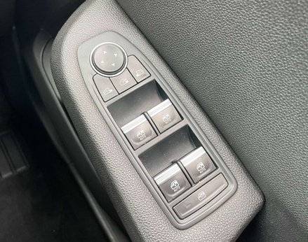 Renault Clio 1.0 Clio Iconic Bose TCe 5dr 53