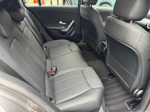 Mercedes-Benz A Class A 180 SPORT EXECUTIVE MHEV 41