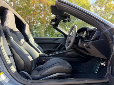 Porsche 911 3.0 911 Targa 4 GTS Semi-Auto 4WD 2dr 20