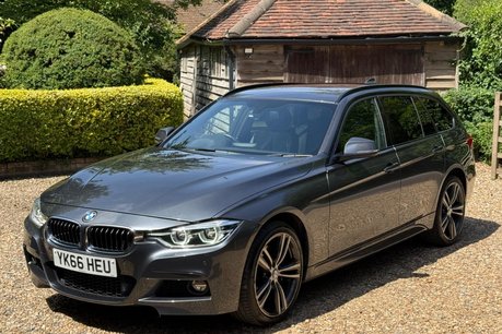 BMW 3 Series 320I XDRIVE M SPORT TOURING 3