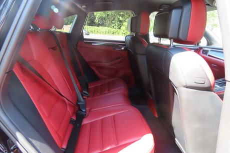 Porsche Macan 3.0 TD V6 S SUV 5dr Diesel PDK 4WD Euro 6 (s/s) (258 ps) 9