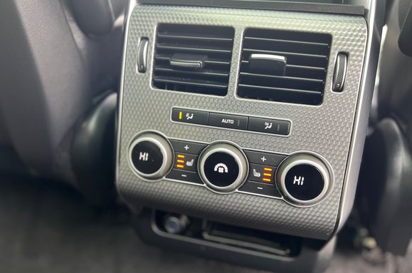 Land Rover Range Rover Sport 3.0 SDV6 AUTOBIOGRAPHY DYNAMIC AUTO 27