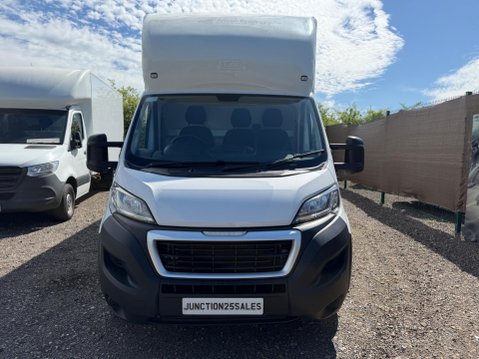 Peugeot Boxer 2.2 BlueHDi 335 Built for Business Low Floor Luton L3 Euro 6 (s/s) 4dr 4