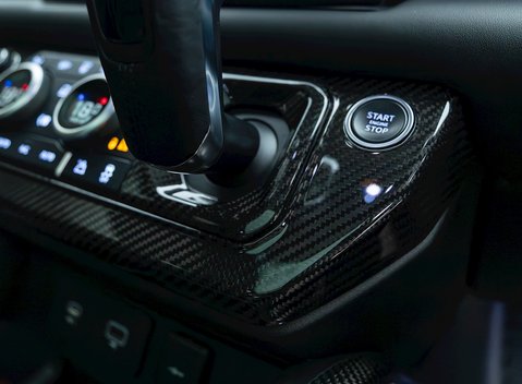 Land Rover Defender 110 V8 P525 URBAN XRS 23