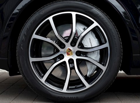 Porsche Cayenne Turbo 10