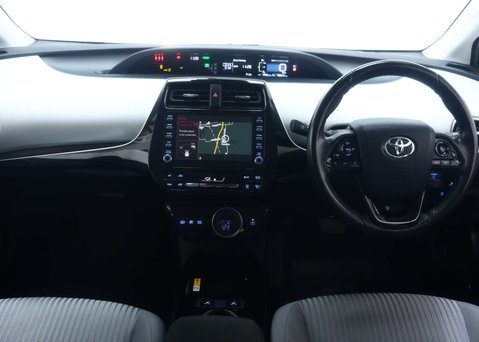 Toyota Prius 1.8 VVT 8.8kWh Business Edition Plus Hatchback 5dr Petrol Plug-in Hybrid CV 20