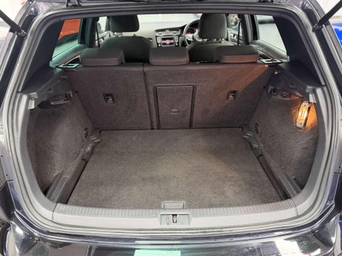 Volkswagen Golf 2.0 TSI BlueMotion Tech GTI Hatchback 5dr Petrol DSG Euro 6 (s/s) (220 ps) 41