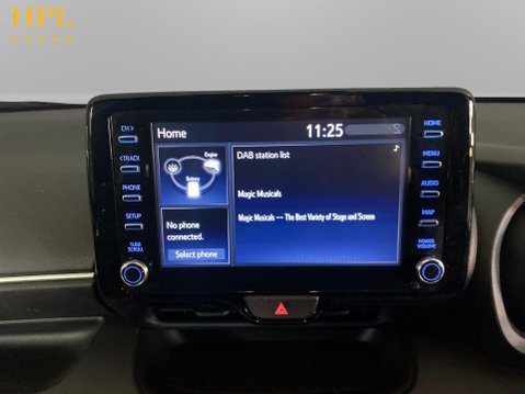 Toyota Yaris 1.5 VVT-h Design Hatchback 5dr Petrol Hybrid E-CVT Euro 6 (s/s) (116 ps) 15