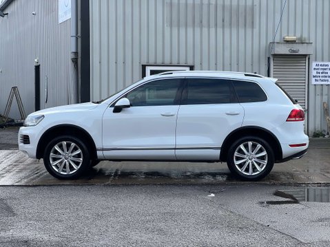 Volkswagen Touareg 3.0 Touareg V6 SE TDI BlueMotion Technology Auto 4WD 5dr 9