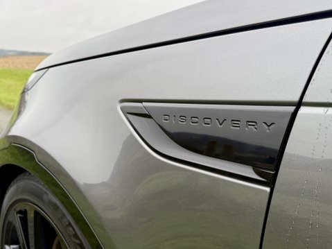 Land Rover Discovery TD6 HSE LUXURY 21