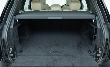 Land Rover Range Rover P460e SE 30