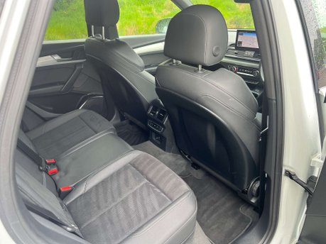 Audi Q5 2.0 Q5 S Line 40 TDI MHEV Quattro Semi-Auto 4WD 5dr 45