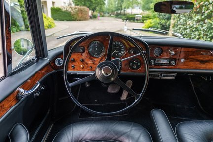 Rolls-Royce Silver Cloud III Continental FHC 17