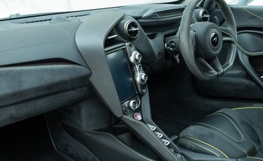 McLaren 720S Performance 22