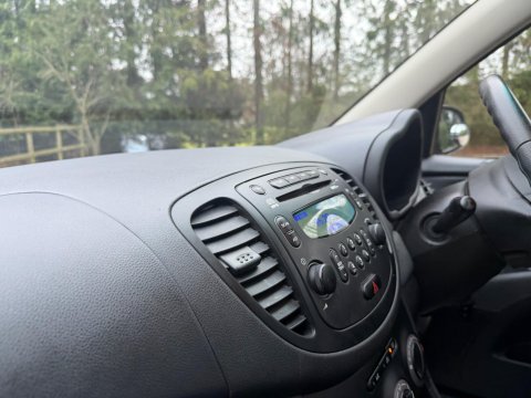 Hyundai i10 1.2 Active Euro 5 5dr 8