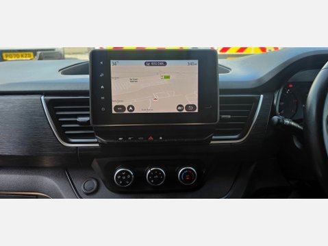Renault Trafic ADVANCE EXTRA LL30 L2 H1 LWB 2.0 DCI 130ps SLATE GREY 14