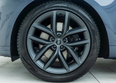 Land Rover Range Rover Sport P440e Autobiography