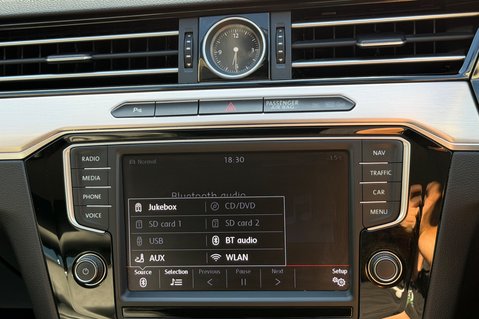 Volkswagen Passat GT TDI BMT 4MOTION DSG - RARE 4X4 -LEATHER -ULEZ COMPLIANT  43