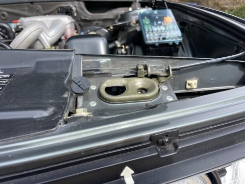 BMW 5 Series E28 518i Saloon 92