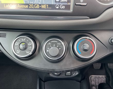 Toyota Yaris 1.5 Yaris Icon Tech VVT-i 5dr 38
