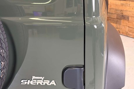 Suzuki Jimny SUZUKI JIMNY 1.5 SZ5 SUV 3dr Petrol Auto ALLGRIP Euro 6 (101 ps) 61