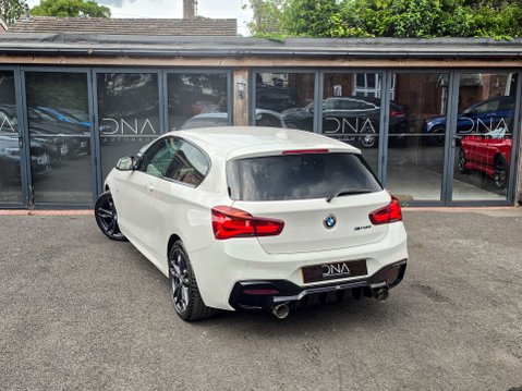 BMW 1 Series 3.0 M140i Shadow Edition Auto 3dr 30