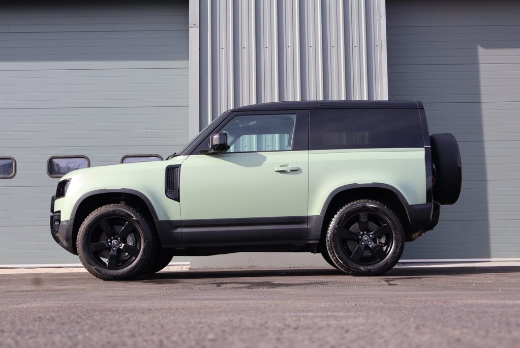 Land Rover Defender 90 75TH LIMITED EDITION SUPER LOW MILES MATT PPF WRAP  6