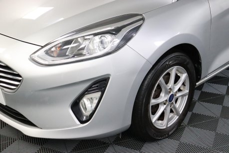Ford Fiesta ZETEC 31