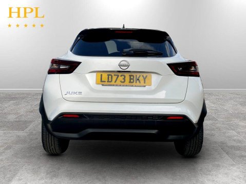 Nissan Juke 1.0 DIG-T N-Connecta SUV 5dr Petrol Manual Euro 6 (s/s) (114 ps) Half Leath 6