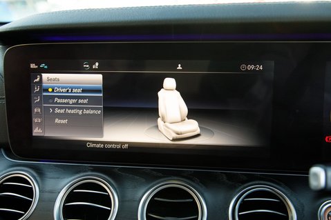 Mercedes-Benz E Class E 400 D 4MATIC AMG LINE PREMIUM PLUS 29