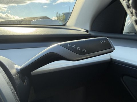 Tesla Model Y (Dual Motor) Long Range SUV 5dr Electric Auto 4WDE (384 bhp) 35