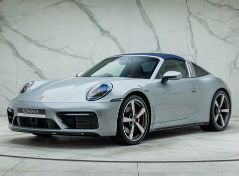 Porsche 911 Targa 4S (992) 5