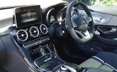 Mercedes-Benz C Class C63 S Coupe 12