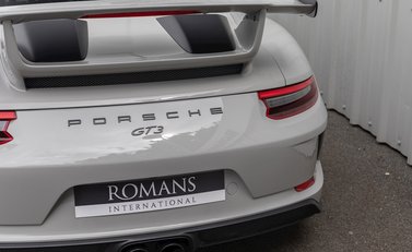 Porsche 911 GT3 (991.2) 24