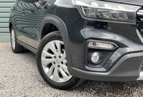 Suzuki SX4 S-Cross MOTION BOOSTERJET MHEV