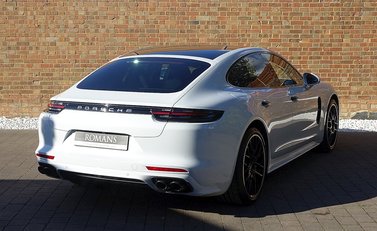 Porsche Panamera 4S 2