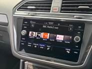 Volkswagen Tiguan R TSI 4MOTION DSG 33