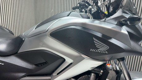 Honda NC700 2012 ONLY 18K FULL LUGGAGE MANUAL NEW MOT A2 700CC 30