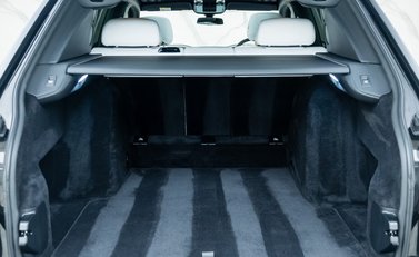 Rolls-Royce Cullinan BLACK BADGE 44