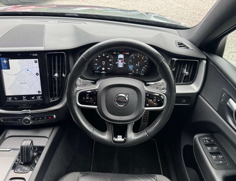 Volvo XC60 2.0 XC60 R-Design B5 MHEV Auto 5dr 21