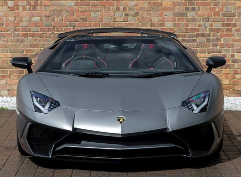 Lamborghini Aventador SV LP750-4 Roadster 4