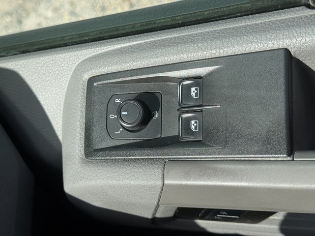 Volkswagen Crafter AUTO MWB L2H2 High Roof Trendline 35 Sensors EURO 6 23