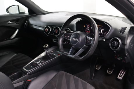 Audi TT TFSI SPORT 4
