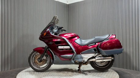 Honda ST 1998 58K GOOD RUNNING LIGHT PROJECT BIKE 1100CC 4