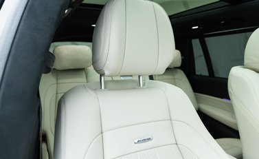 Mercedes-Benz GLS 63 AMG Night Edition Executive 14