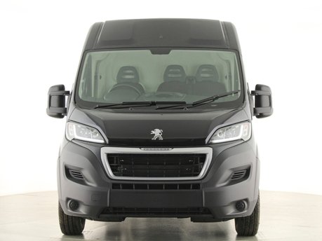 Peugeot Boxer 2.2 BlueHDi L3H2 Professional Premium+ 140ps 2