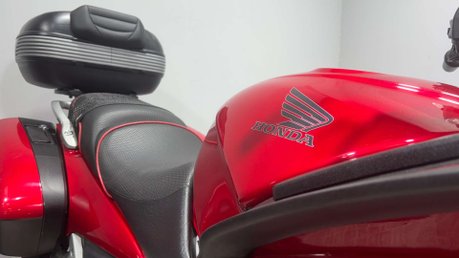 Honda ST 2004 38K FULL LUGGAGE NEW MOT SERVICED BIG CC TOURER BIKE 15